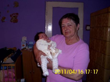 Babcia <a href="profile.php?lookup=859"> - viki12344</a><br/>
		         Komentarzy: 0
 Obejrzano:  17830 Ocena: Brak
