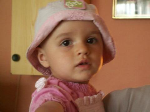 OLIWKA<a href="profile.php?lookup=57"> - agaswa</a><br/>
		         Komentarzy: 0
 Obejrzano:  34281 Ocena: <img src="images/star.gif" alt="*" style="vertical-align:middle"/><img src="images/star.gif" alt="*" style="vertical-align:middle"/><img src="images/star.gif" alt="*" style="vertical-align:middle"/><img src="images/star.gif" alt="*" style="vertical-align:middle"/>
